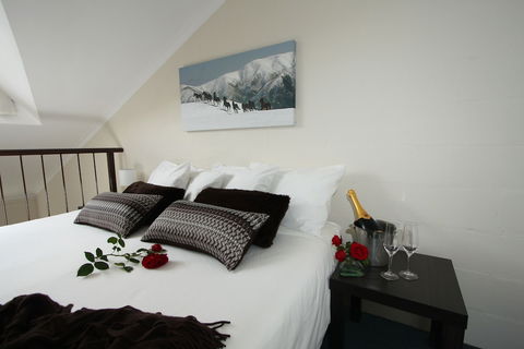 Summit Ridge Alpine Lodge - Kingaroy Accommodation 6