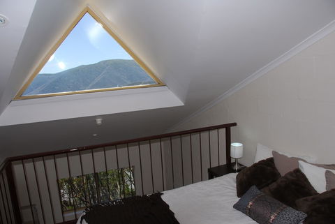 Summit Ridge Alpine Lodge - Kingaroy Accommodation 4