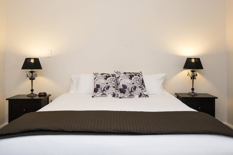 Colonial Court Villas - Kingaroy Accommodation 1