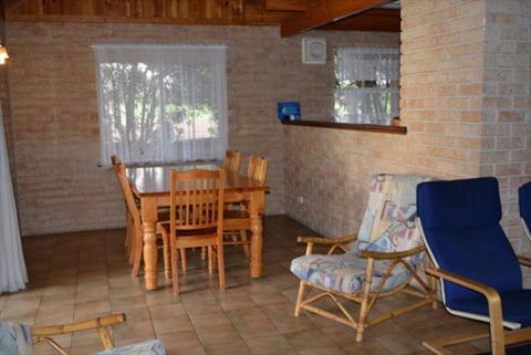 Riverside Cottages Augusta - Kingaroy Accommodation 1