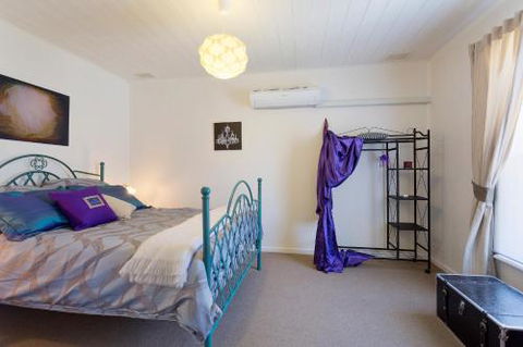 Templeton Cottage - Kingaroy Accommodation 1