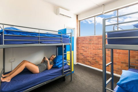 Nate's Place Backpackers Melbourne - Kingaroy Accommodation 4