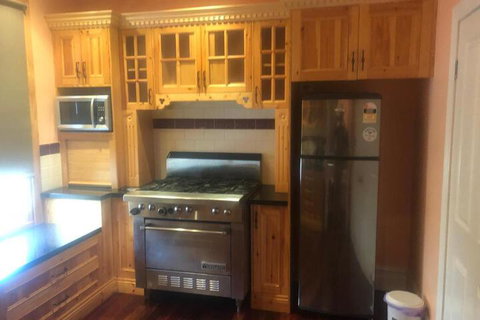 Villa Paradiso - Kingaroy Accommodation 4