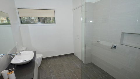 Country Lane Cottage - Kingaroy Accommodation 2