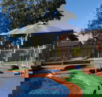 Golden Reef Motor Inn - Kingaroy Accommodation