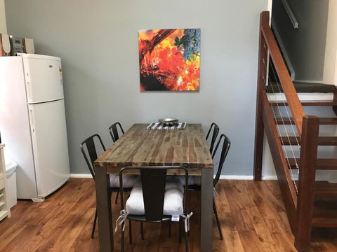 Five Ways Apartment - Kingaroy Accommodation 2