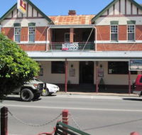 Maclean Hotel - Kingaroy Accommodation