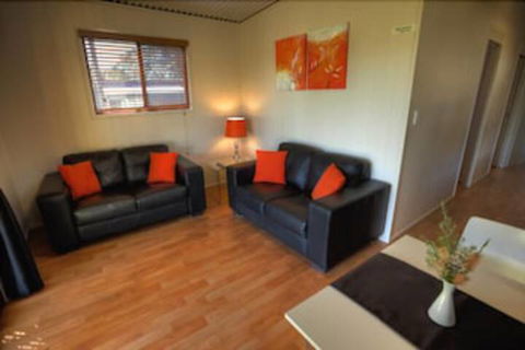 Killarney View Cabins & Caravan Park - Kingaroy Accommodation 4