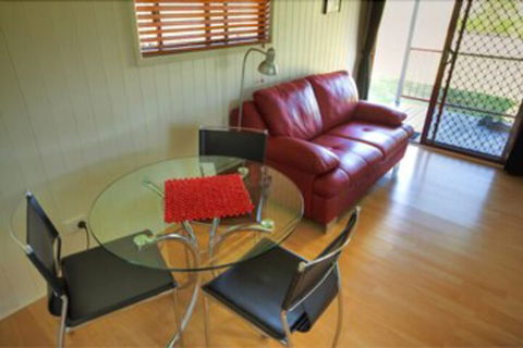 Killarney View Cabins & Caravan Park - Kingaroy Accommodation 6