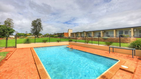 Atherton Motel - Kingaroy Accommodation 5