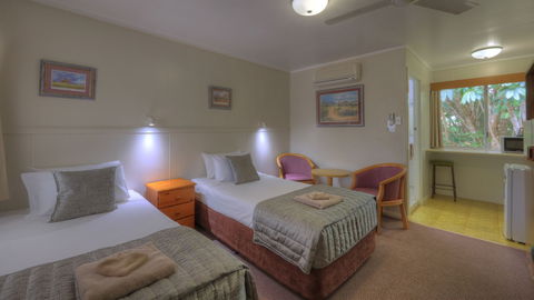 Atherton Hinterland Motel - Kingaroy Accommodation 3