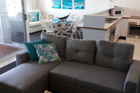 Pandanus Coolum Beach - Kingaroy Accommodation 5