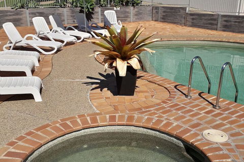 Pandanus Coolum Beach - Kingaroy Accommodation 1