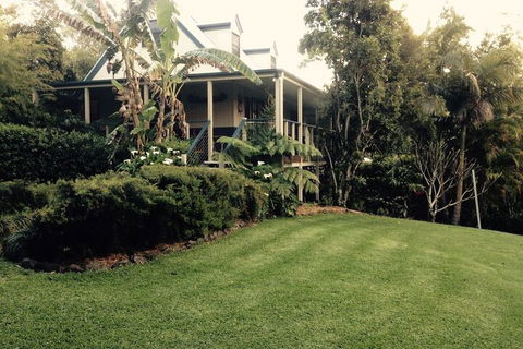 Jacaranda Cottages - Kingaroy Accommodation 2