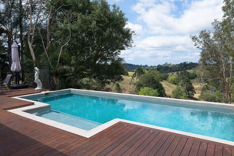 Jacaranda Cottages - Kingaroy Accommodation 7