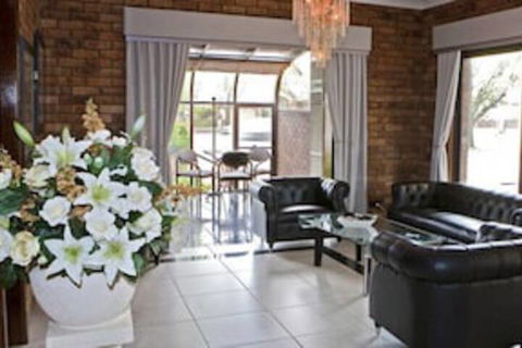 Central Caleula Motor Lodge - Kingaroy Accommodation 0