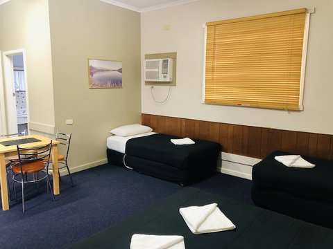 Horsham Motel - Kingaroy Accommodation 4