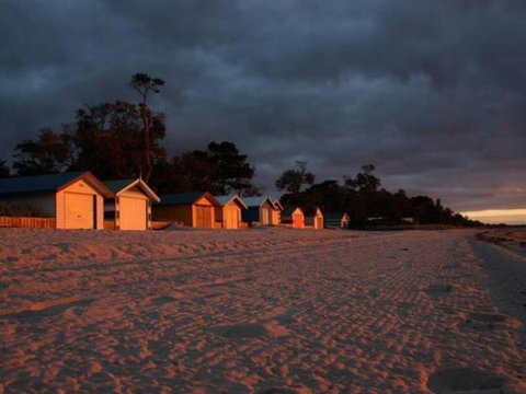 Westend Apartment At The Beach - Kingaroy Accommodation 4