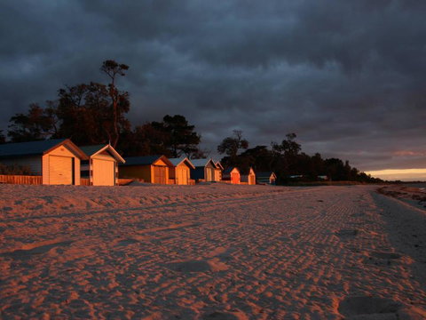 Westend Apartment At The Beach - Kingaroy Accommodation 3