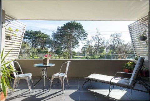 Westend Apartment At The Beach - Kingaroy Accommodation 1