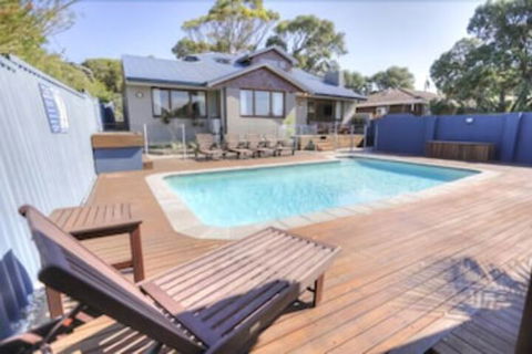Waikiki Beach Bed & Breakfast - Kingaroy Accommodation 3