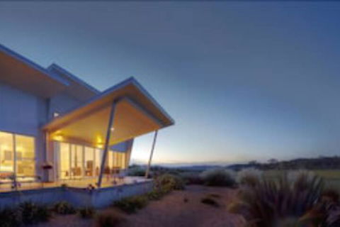 Azjure Studio Retreat - Kingaroy Accommodation 0