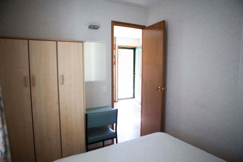 Strayleaves Caravan Park - Kingaroy Accommodation 5