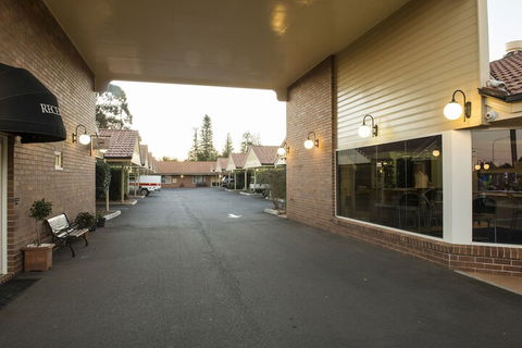 Cotswold Motor Inn - Kingaroy Accommodation 1
