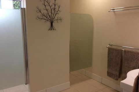 Tinaroo Sunset Retreat - Kingaroy Accommodation 6