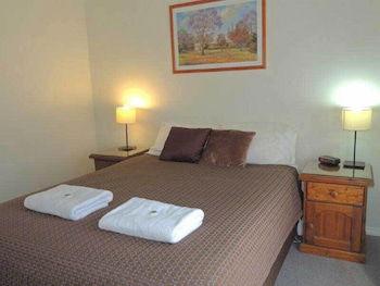 Melview Greens Serviced Apartments - Kingaroy Accommodation 3