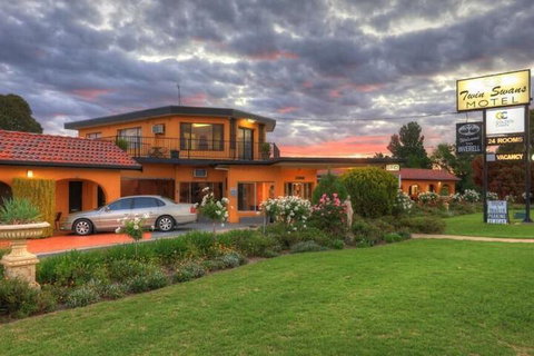 Twin Swans Motel - Kingaroy Accommodation 2