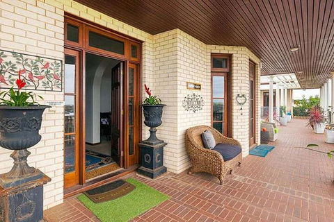 Fairway Manor Accommodation - Kingaroy Accommodation 1