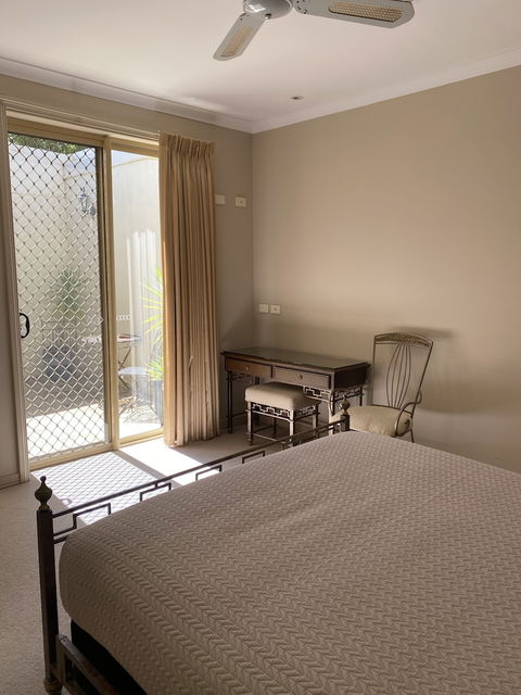 Acacia Terraces - Kingaroy Accommodation 4