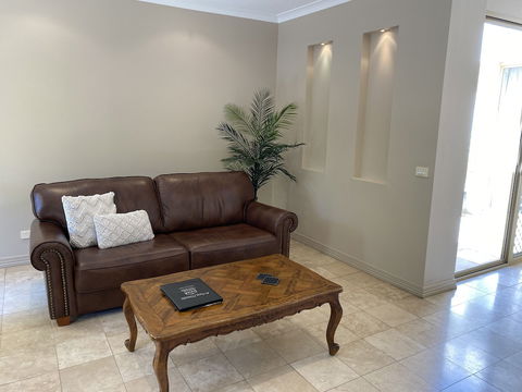 Acacia Terraces - Kingaroy Accommodation 6