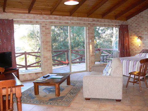 Spring Bay Villas - Kingaroy Accommodation 4