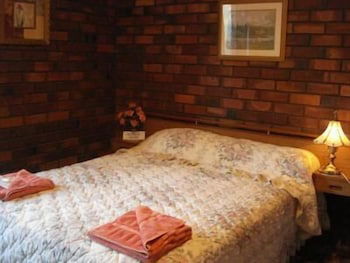 Pamela's Retreat - Kingaroy Accommodation 4