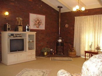 Pamela's Retreat - Kingaroy Accommodation 5
