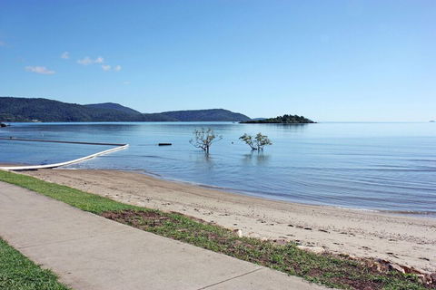 Whitsunday Waterfront Apartments - Kingaroy Accommodation 5