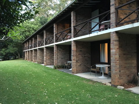 Avoca Beach Hotel - Kingaroy Accommodation 1