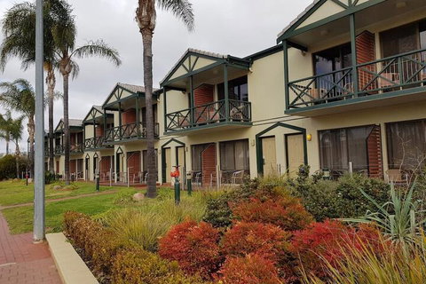 Renmark Hotel Motel - Kingaroy Accommodation 6