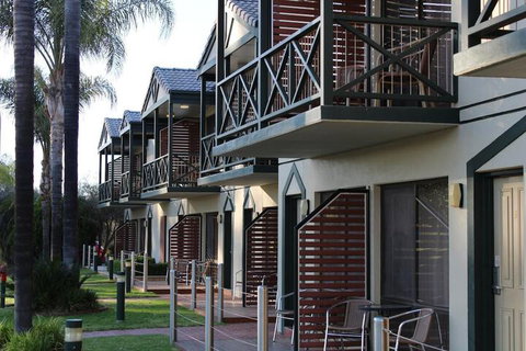 Renmark Hotel Motel - Kingaroy Accommodation 2