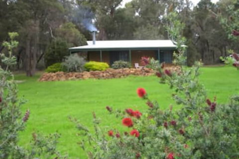 Woody Grange Chalets - Kingaroy Accommodation 0