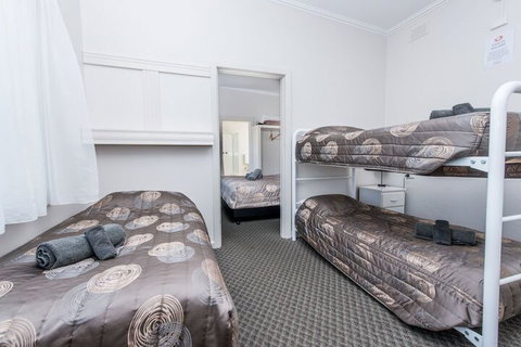 Blue Lake Motel - Kingaroy Accommodation 5