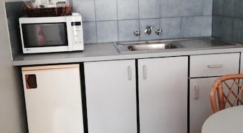 Beach Motel Woolgoolga - Kingaroy Accommodation 4