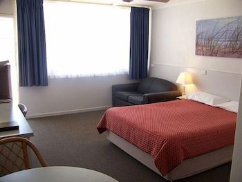 Beach Motel Woolgoolga - Kingaroy Accommodation 2