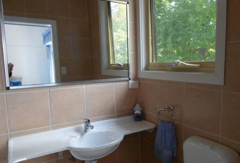 Hillview Oak B & B - Kingaroy Accommodation 3