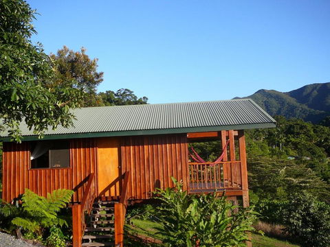 Coral Sea Views - Kingaroy Accommodation 2