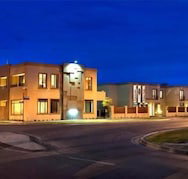 May Park Executive Apartments - Kingaroy Accommodation