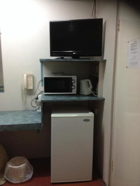 Motel Holliday Kingaroy - Kingaroy Accommodation 4