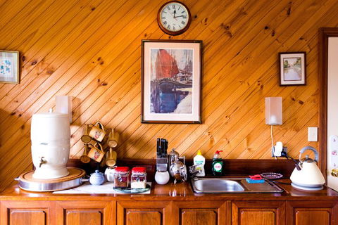 Albanys Big Grove Bed & Breakfast - Kingaroy Accommodation 6